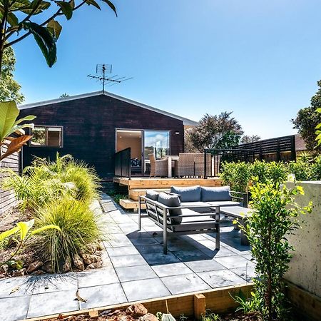 Villa Relax On Ridge Oneroa Exterior foto